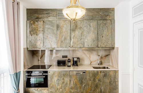 Les Halles Apartment | Merveil - Luxury Suite - Louvre - Marcel II