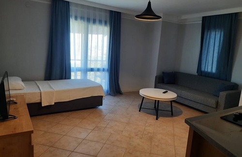 Ildır Koyu Apartment | Mesmerizing Flat with Shared Pool in Cesme