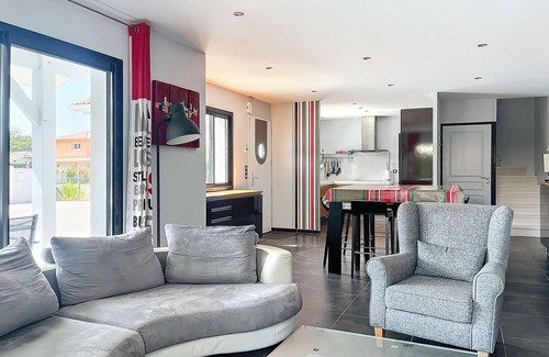 Messanges House | MESSANGES, VERY NICE 4-BR VILLA WITH SWIMMING POOL