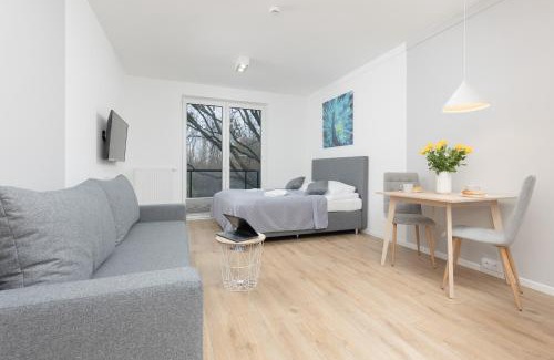 Bielany Apartment | Metro Bielany Apartments with Parking by Noclegi Renters