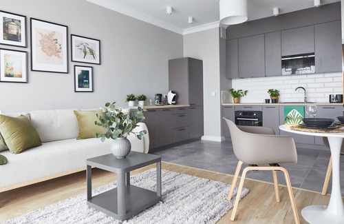 Ursynow Apartment | Metro Imielin 9th Floor Apartment