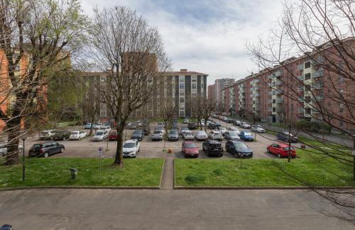 Gallaratese Apartment | Metro line 1 Free parking