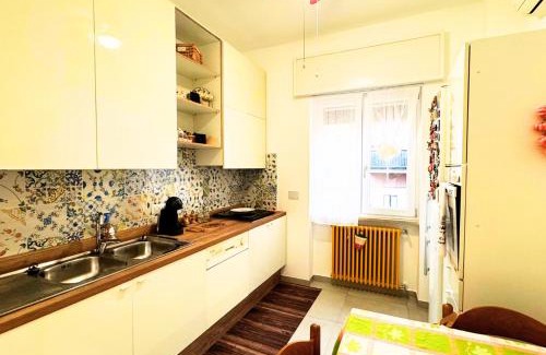 Materdei Apartment | METRO MATERDEI - casa al quinto piano e wi-fi a 2 passi dalla metropolitana