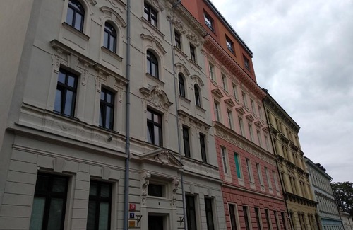 Prague 7 House | Metro Minute