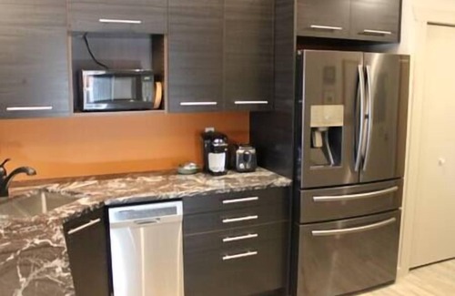 Red Deer Apartment | Metropolitan Loft 201