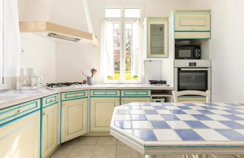 Ruelle-sur-Touvre House | Meublé de tourisme courts séjours déplacements professionnels