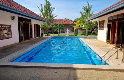 Hin Lek Fai Resort | Meyers Hua Hin
