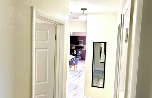 Miami Gardens House | Miami Pool house Oasis