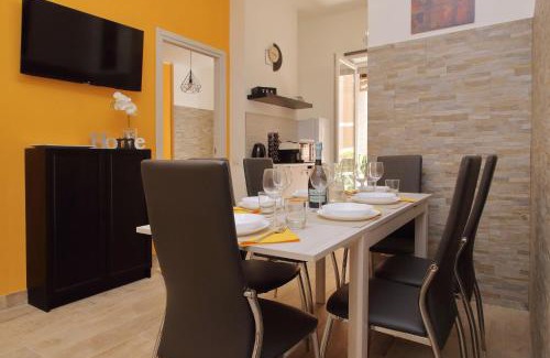Quartiere XI Portuense Apartment | Michele Lux Lodge 6 people Connected to Airport and Vatican