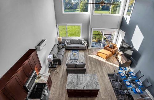 Birmingham Apartment | Michigan Condo Unit 204