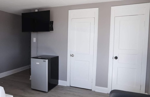 Nashville House | Micro Motel 1 Bed! Su