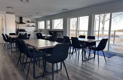 Wasilla Resort | Micro-Resort- 7 Lakefront Cottages & Event Space
