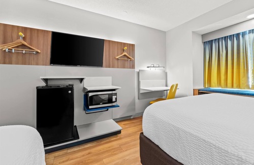 Salisbury Hotel | Microtel Inn & Suites by Wyndham Salisbury