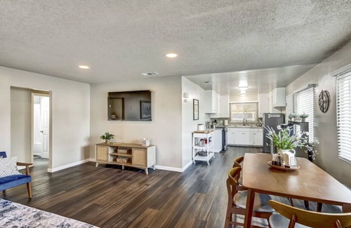 Lodi Apartment | Mid Century | Wineries | Game Room