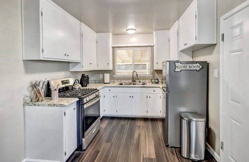 Lodi Apartment | Mid Century | Wineries | Game Room