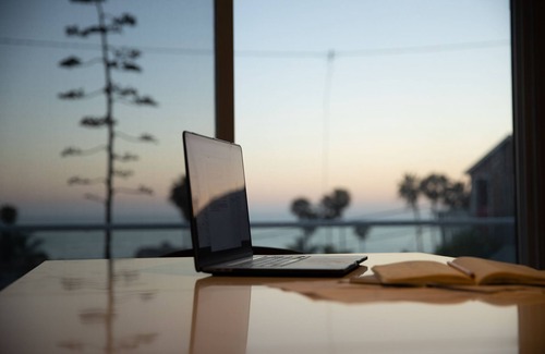 Laguna Beach House | MidCentury Modern Beach Home