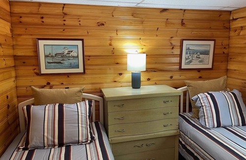 Waldoboro Cottage | Midcoast Maine Lakefront Cottage in the Woods