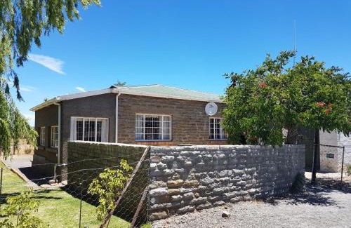 Karoo Hoogland Bed & Breakfast | Middelfontein Farm