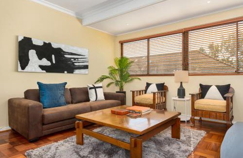 Three Anchor Bay Apartment | Middelhof Luxury Apartments