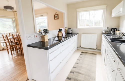 Tirabad Cottage | Middle Hivron