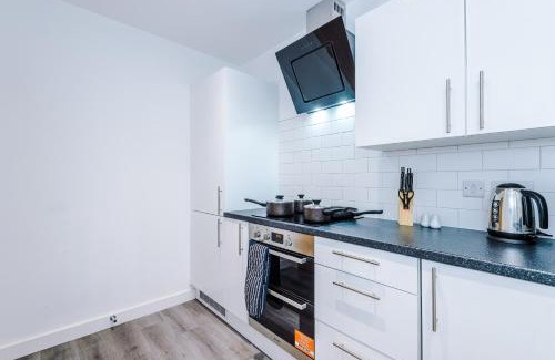 Hull Old Town Apartment | Middleton Chambers by Guestz