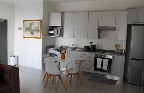 Greater Johannesburg Metropolitan Area Apartment | Midrand near carlswald Lifestyle Shopping Center and San ridge square N1access.