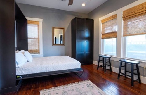 Midtown House | Midtown - Boutique style home - 5min from Downtown/Medical Center