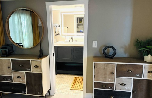 Central Sacramento Apartment | Midtown Studio Hideaway Near Ice Blocks