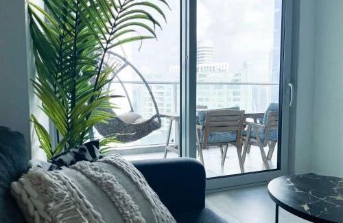 Tel Aviv Apartment | Midtown Tel Aviv Luxury Apartment