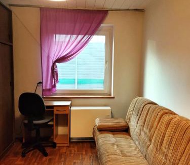 Psie Pole Apartment | Mieszkanie dwupokojowe z osobną kuchnią