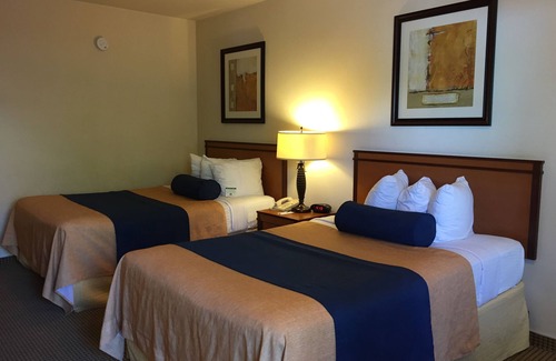 North Hollywood Hotel | Mikado Hotel