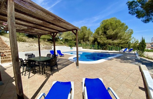 Pilar de la Horadada Villa | Mil Palmeras Detached Villa with large Private Pool 10 minute walk to the Beach