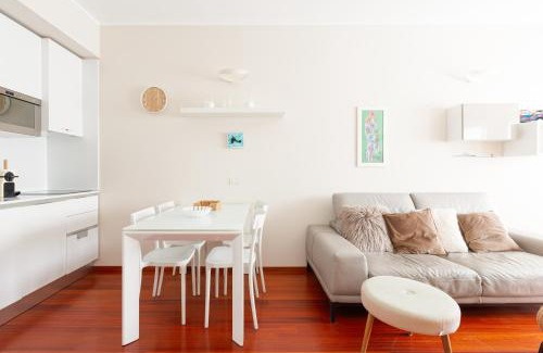 Bullona Apartment | Milano-Domodossola Balcony Apartment
