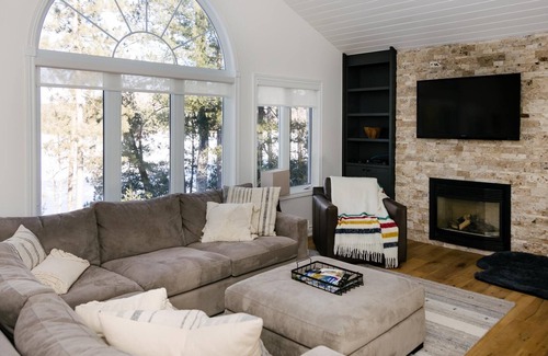 Minden Hills Cottage | Miles of boating on five lake chain