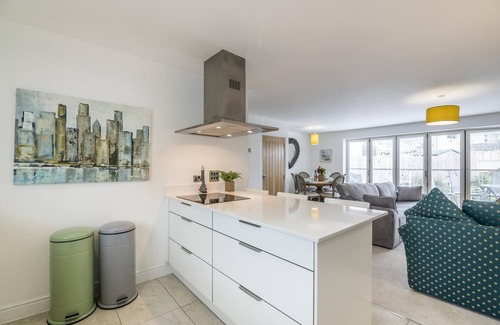 Saundersfoot House | Milford Street - 5 Bed Holiday Home - Saundersfoot