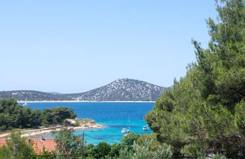 Prvic Luka Apartment | Milica Garden