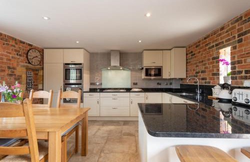 Bourton Apartment | Mill Cottage 2 - Ash Farm Cotswolds