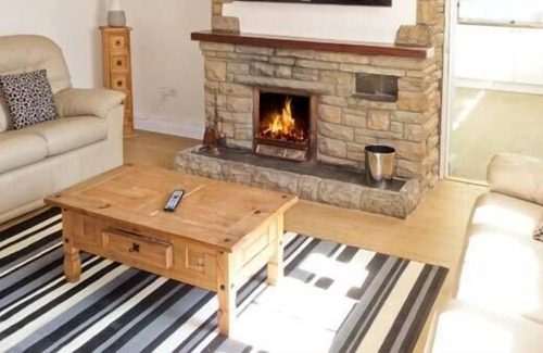 Pocklington Cottage | MILL FARM, pet friendly, character holiday cottage in Pocklington