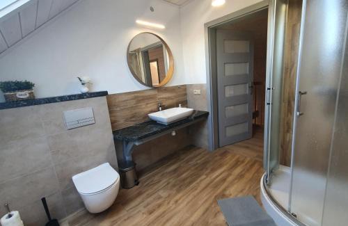 Wdzydze Tucholskiez House | MILOCHÓWKA - dom drewniany bliźniak