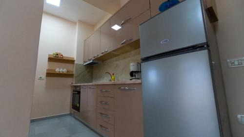 Ishem Apartment | Miloen Residence Gjiri I Lalzit