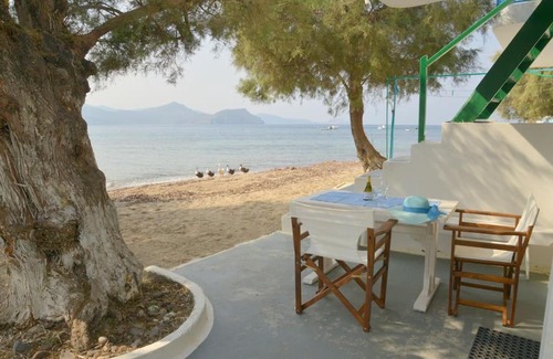 Tripiti Apartment | Milos Apartments Kardapis Upper Floor