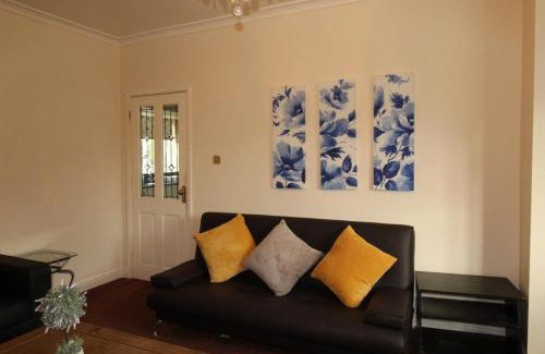 Chesterfield House | Milton House Chesterfield By Smart Corporate Stays