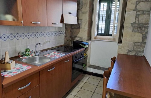 Modica Apartment | MiLù Sicily House, with this downtown accommodation, you'll be close to everything.