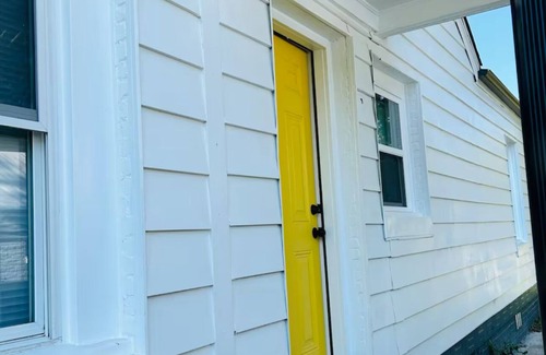 Goldsboro House | Mimosa house