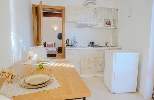 Saints Constantine and Helena Hotel | Mineralwasser Pool, 5 Min. zum Strand, Poolblick,apartment mit Küche, 3 Personen