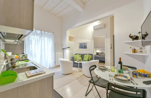 Santo Spirito Apartment | MINERVA - A gem next to the Arno river