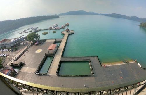 Yuchi Hotel | Ming Yue Hu Hotel