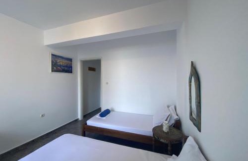 Logaras Apartment | Mini Beach House