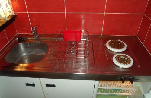 Balaruc-les-Bains Apartment | Mini-studio climatisé proche des Thermes de Balaruc-les-Bains, avec wifi et parking - FR-1-503-107