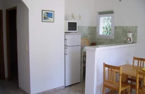 Porto-Vecchio Cabin | MINI VILLA 5 Mn PORTO VECCHIO 4 PEOPLE WITH SHARED POOL